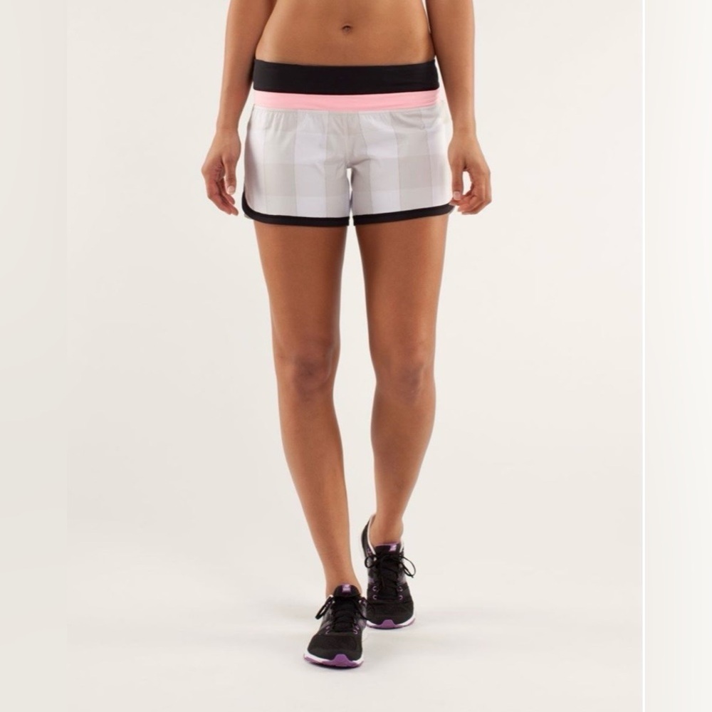 2013 Lululemon Groovy Run Short Gros Gingham Dune Bleached Coral Black Sz 2 Rare